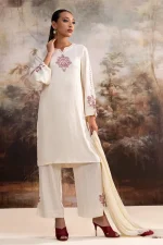 Embroidered suit - Image 2
